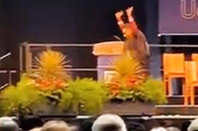 Indian Student Breaks into Bhangra While Receiving Degree From UK's Nottingham University | Watch
