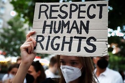 Belarus opposition leader urges new protests as pressure on Lukashenko grows