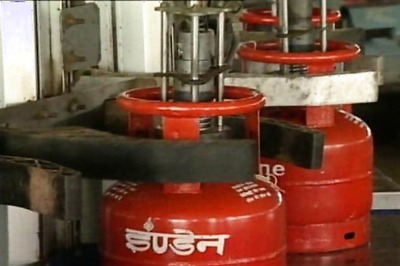 Cabinet will decide on LPG cylinder cap to 12 on Thursday: Sources