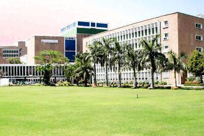 AIIMS MBBS 2019 Entrance Exam Schedule Out at aiimsexams.org, Exam on 25th & 26th May 2019