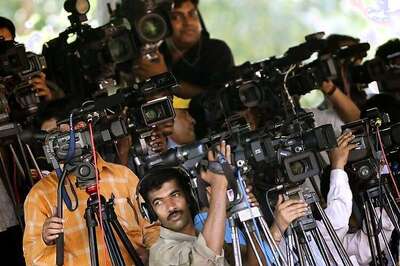 To avoid media, Karnataka Chief Secretary runs up the stairs, bolts himself in room