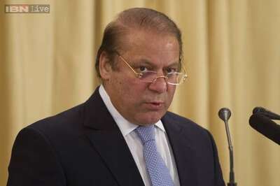 Pak PM Nawaz Sharif meets Army Chief to discuss political turmoil