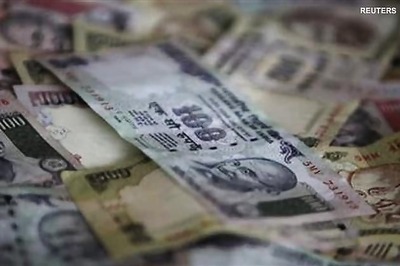 Rupee falls 8 paise against dollar in early trade
