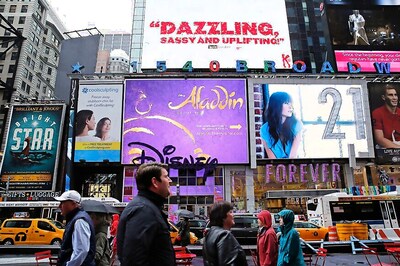 'Spying' Billboards Using Phone Data of Pedestrians to Serve Ads
