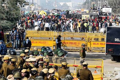 PM Modi Defending Farm Laws Shows Govt Opposed to Solving Farmers Issues: AIKSCC