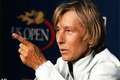 Navratilova blasts racket rules