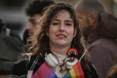 Greece’s Conservative Govt Legalises Same-Sex Marriage, Adoptions