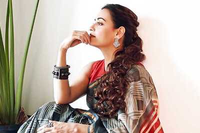 Dia Mirza In Teal Blue Printed Saree Is The Perfect Festive Muse