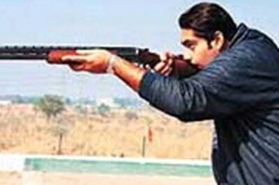 Manavjit wins gold at world shooting