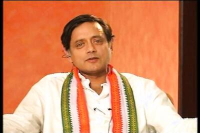 Union Minister Shashi Tharoor wins, close fight between UDF,LDF
