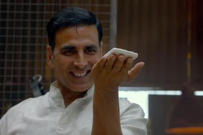 Women Should Have Free Access to Sanitary Napkins, It's Basic Necessity: Akshay Kumar
