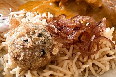 What the Fork: Kunal Vijayakar Sinks Into Dhansak and Other Parsi Delicacies at The Ripon Club