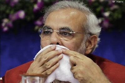 No politician as viciously maligned as Modi: Advani