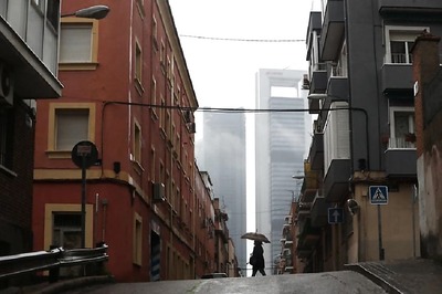 Spain to Pay Basic Income to Help Poorest Weather Coronavirus Outbreak